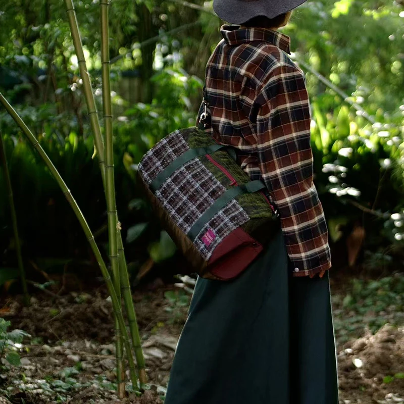 

American Original Retro Nylon Canvas Splicing Large Capacity Checkered Texture Decoration Multifunctional Single Crossbody Bags