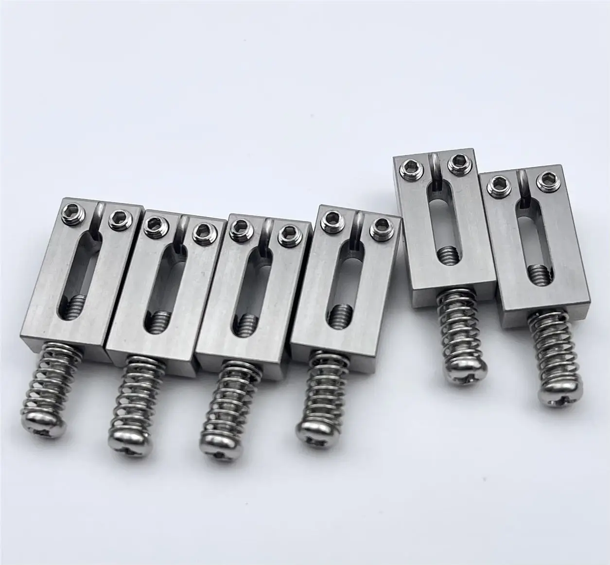 

Stainless Electric Guitar Bridge Saddle 10.5MM10.8MM