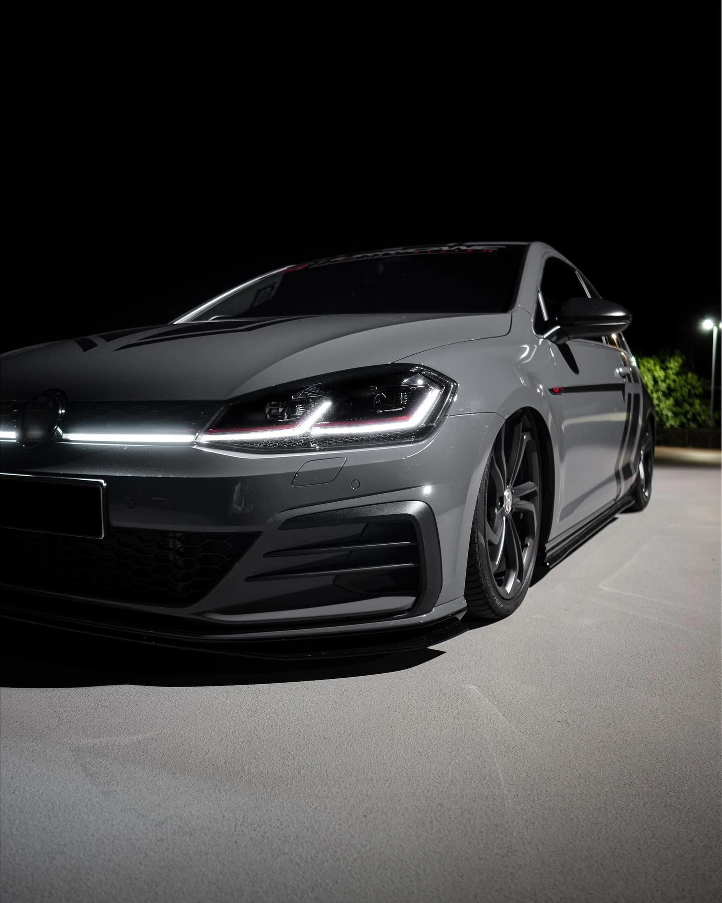 LED Grille Grill Lights Front Bumper DRL Stripe Daytime Running Light For Volkswagen Golf MK7.5 GTI GTD R 2017-2020