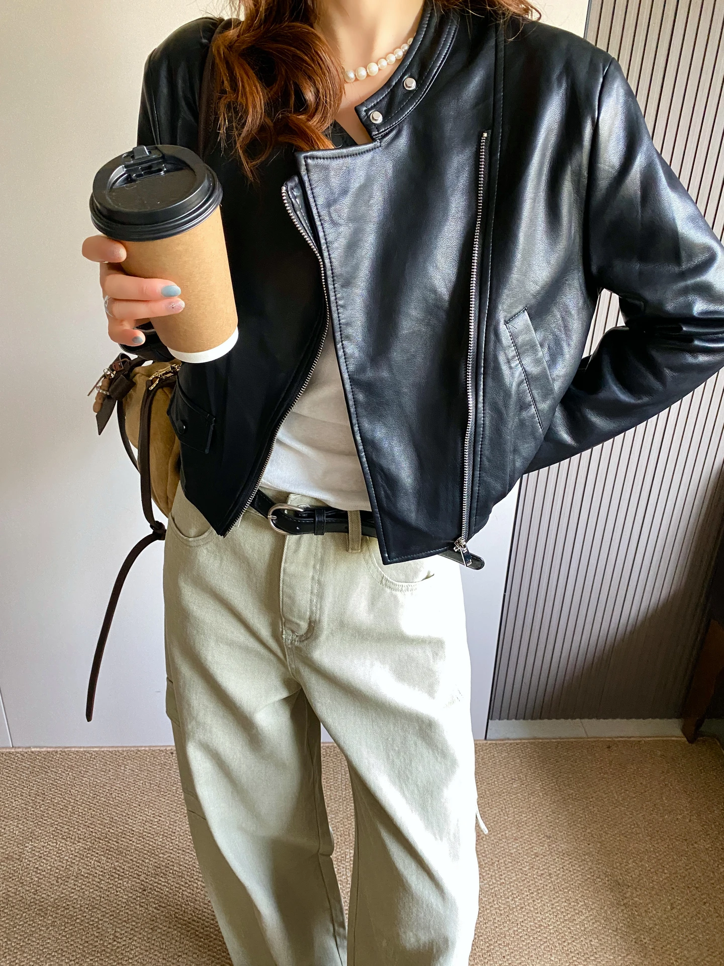 Retro Schwarze PU-Leder Bikerjacke für Damen, Locker Geschnittener Mantel, Straßenstil, Wärmend, Tägliche Kleidung, Frühling 2026 Neuerscheinung