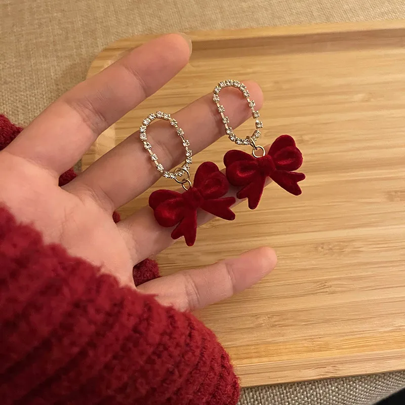 Vintage Red New Christmas Flocking Earrings for Women Bow-knot C-Shape Pearl Rhinestone Drop Earring Jewelry Party Gift 2025