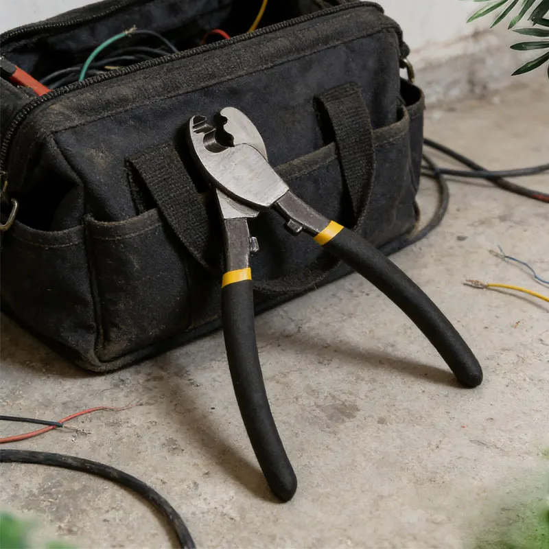 Electrician Scissors Cable Cutting Tool Multi-function Wire Twisting Crescent Wire Cutter Cable Cutter and Wire Stripper Pliers