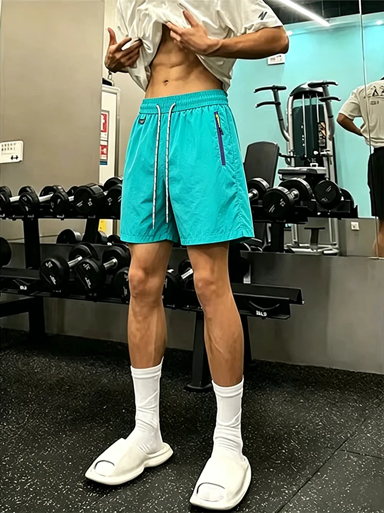 Quick Dry Sports Shorts for Men Summer Cool Feeling Ice Silk Fitness Training Cord Drawstring Zipper Pocket Casual Five-Quart...