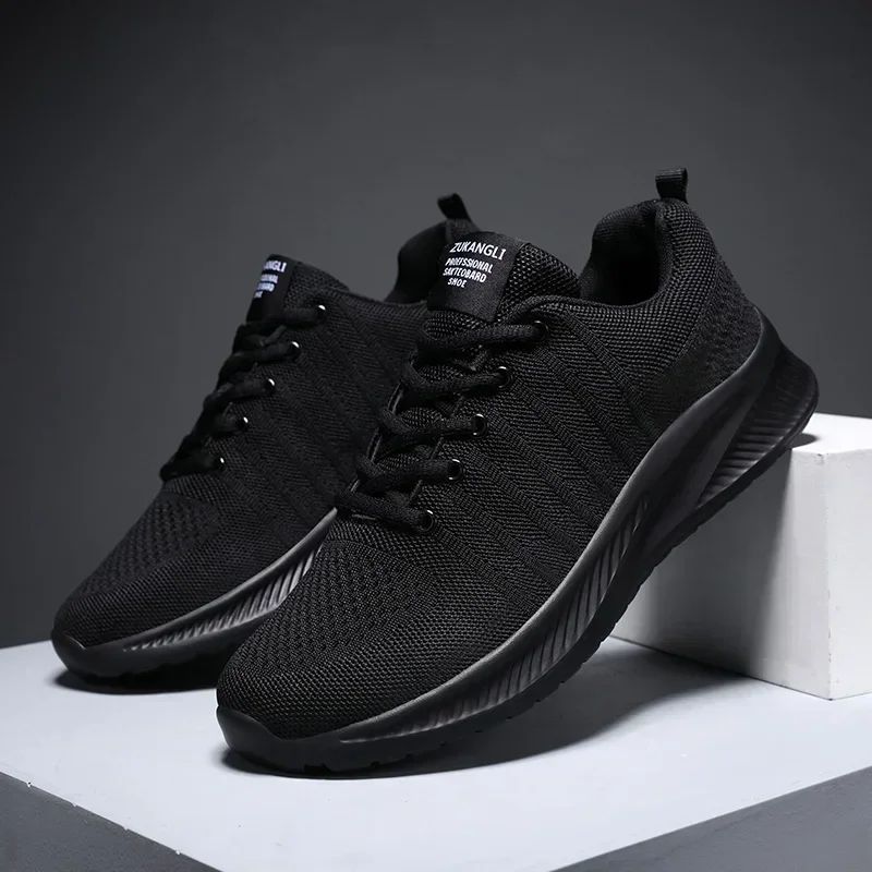

Ultralight Fashion Men and Women The Same 2025 Summer Outdoor Sports Sports Fitness Yoga Marathon Jogging New Sports Shoes