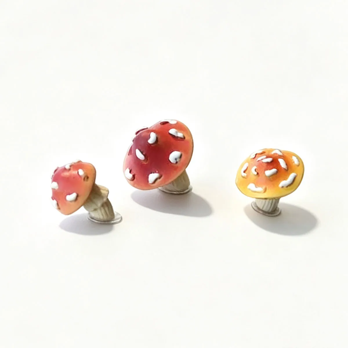 Niedliche Pilz-Kaninchen Mini-Figur, Auto-Armaturenbrett-Dekoration für Mittelkonsole, Bildschirm, Fenster oder Türseitenanzeige – Detail 3