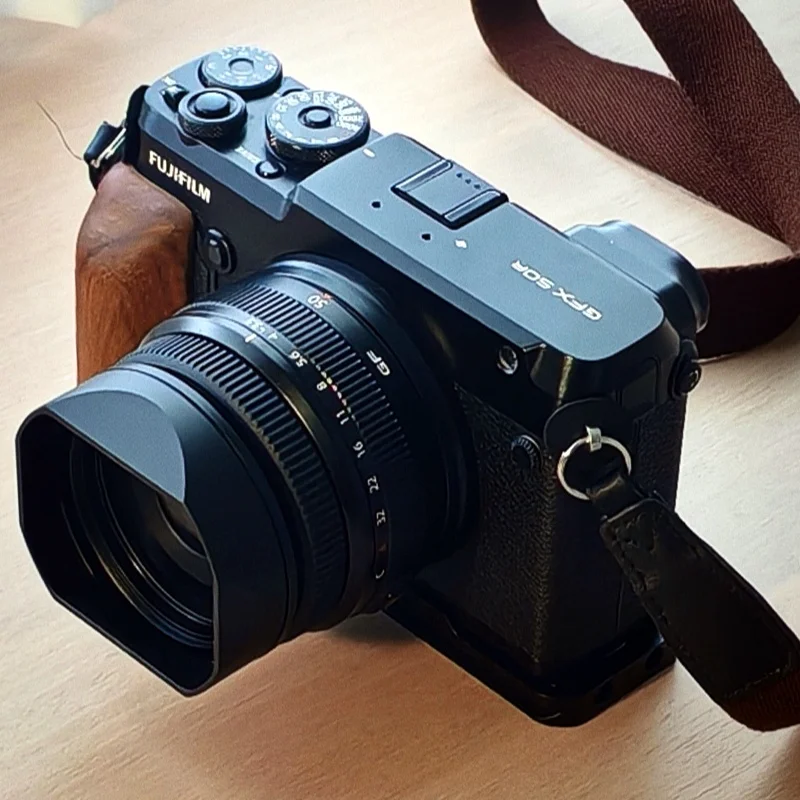 

Металлическая квадратная бленда с металлической крышкой для объектива Fujifilm GF 50 мм F/3,5 R LM WR -- аксессуары для камеры GFX50R