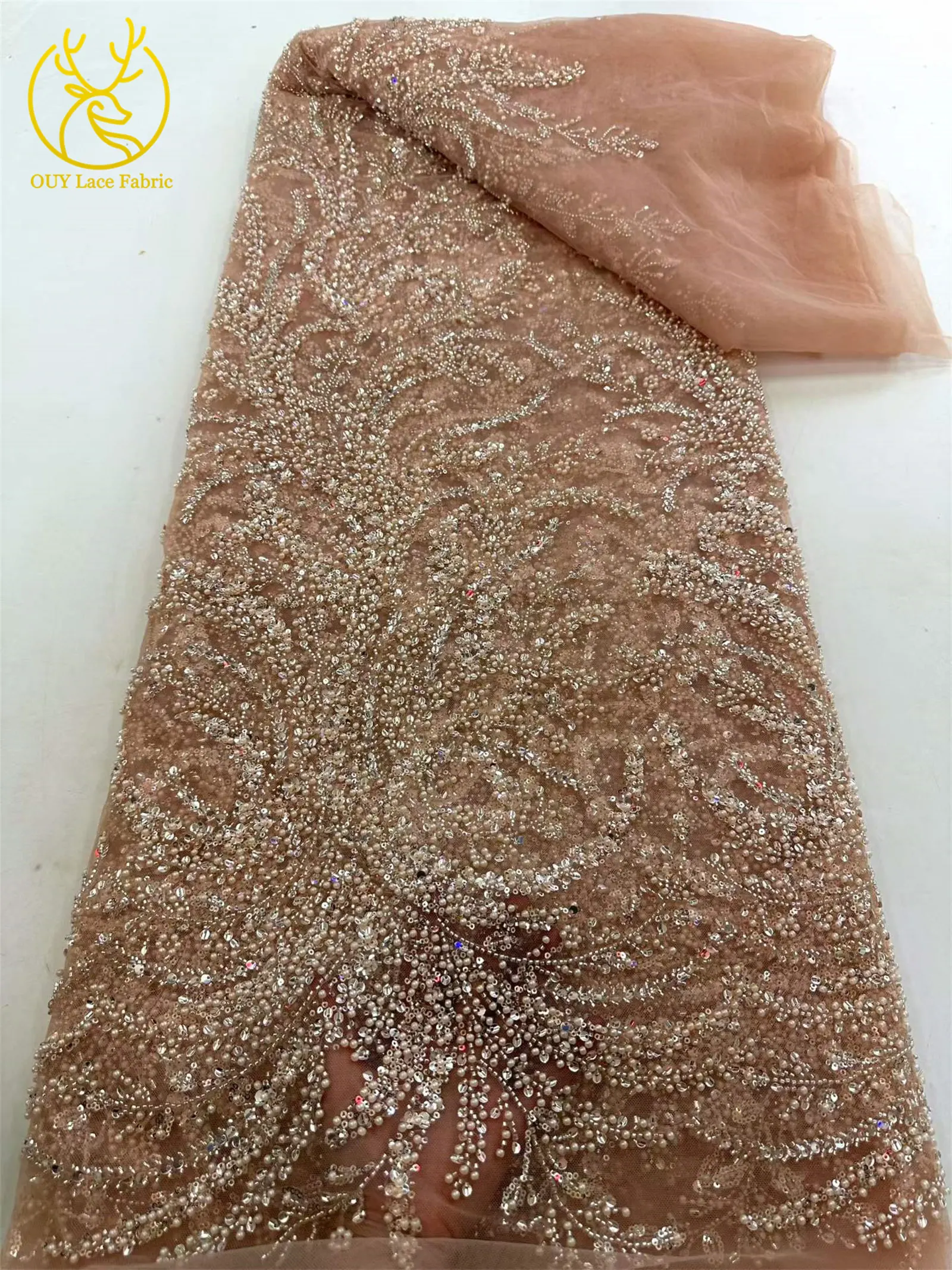 Luxuriöser goldener afrikanischer Pailletten-Spitzenstoff, hochwertiger französischer bestickter Spitzenstoff mit Perlen, nigerianischer Spitzenstoff für Damen-Partykleider – Detail 15