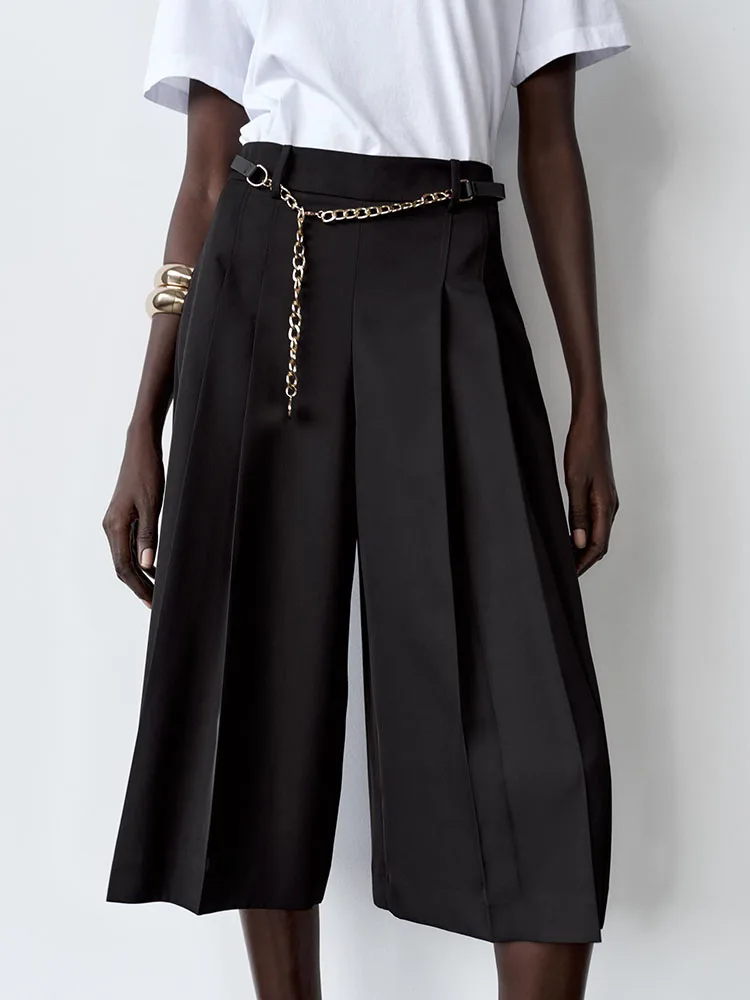 شورت نسائي طويل كاجوال جديد لموسم الربيع، بتصميم بانك عصري مع حزام خصر بسلسلة، متعدد الاستخدامات بخصر مرتفع وساق مستقيمة