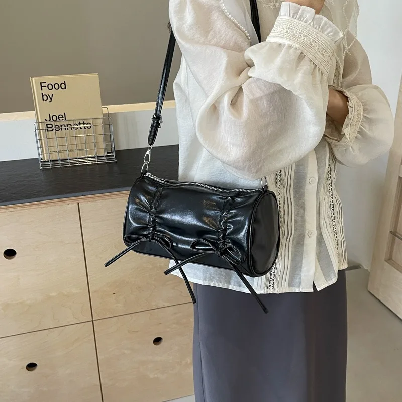 Leather Crossbody Bags Women Fashion All-match Bow Handbags Large Capacity Commuter Office Lady Underarm Shoulder Bag Bolsos