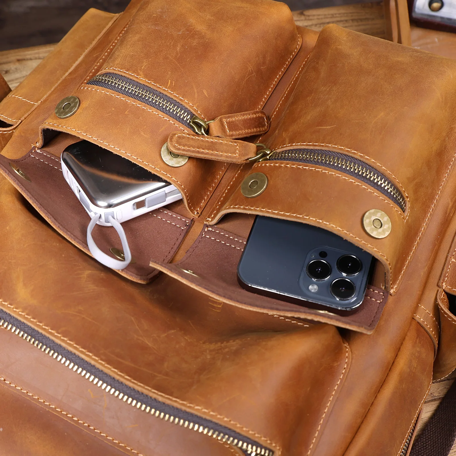 S.WORKER Vintage Echtleder Herrenrucksack Laptop-Tasche Vintage Freizeittasche Outdoor-Reise-Weekender-Tasche – Detail 14