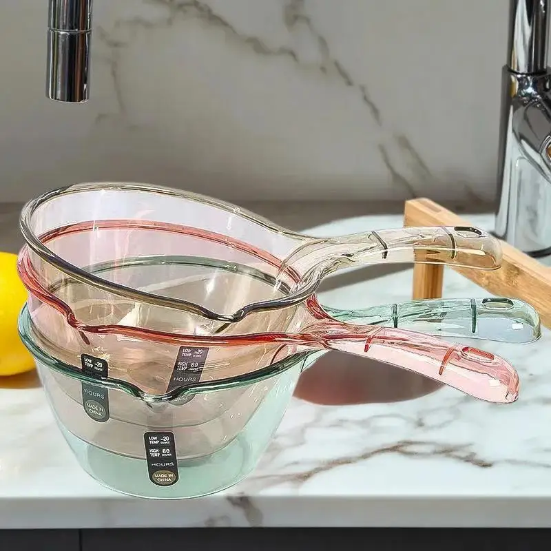 1Pcs Household Creative Water Ladle Wrestling Not Broken Transparent Water Scoop Thickened Plastic Water Spoon Kitchen Utensils