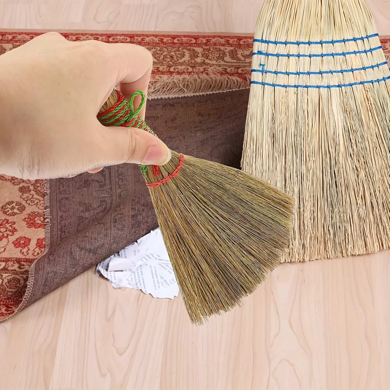 1 Handheld Broom with Woven Bristles - Portable Manual Sweeping Cart, Suitable for Home Kitchen Floors, Office Desktops