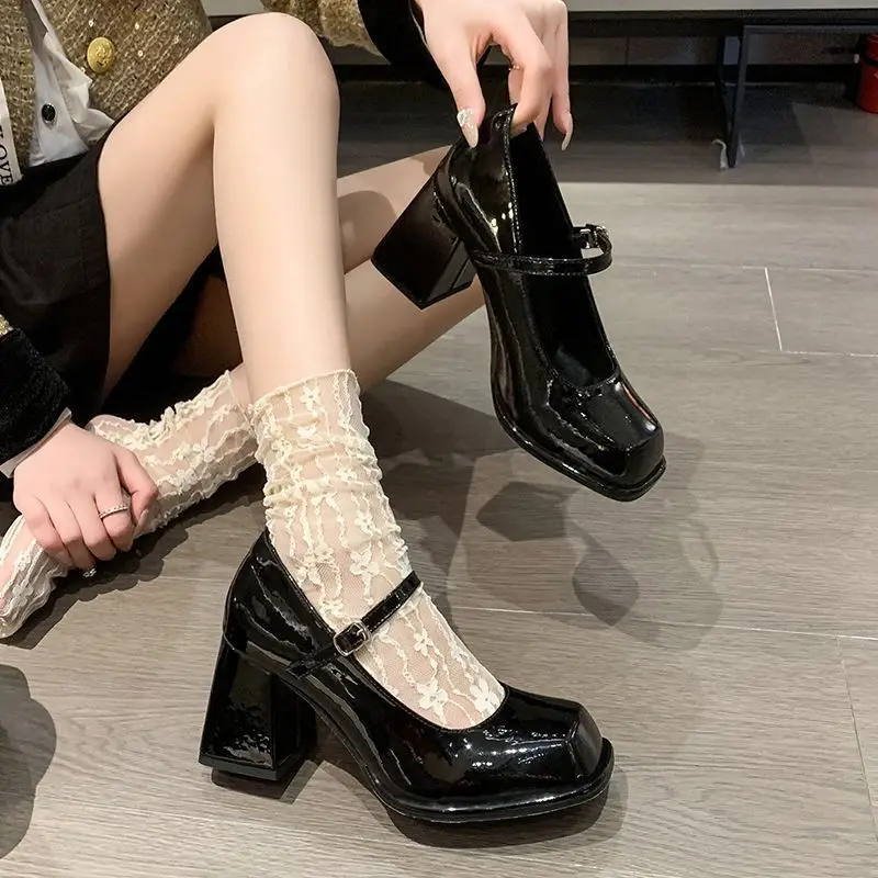 2024 Summer Mary Janes Vintage Black Sandals Woman Buckle Non-Slip Casual Medium Heels Office Ladies Solid Elegant Heels Korean