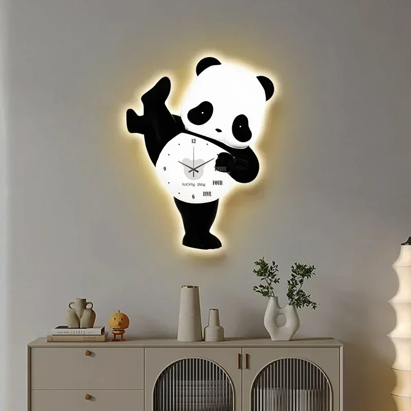 Imagem -04 - Panda Relógio de Parede para Sala Pintura Decorativa Lâmpada de Parede Nova Celebridade Online sem Soco Silencioso 2023