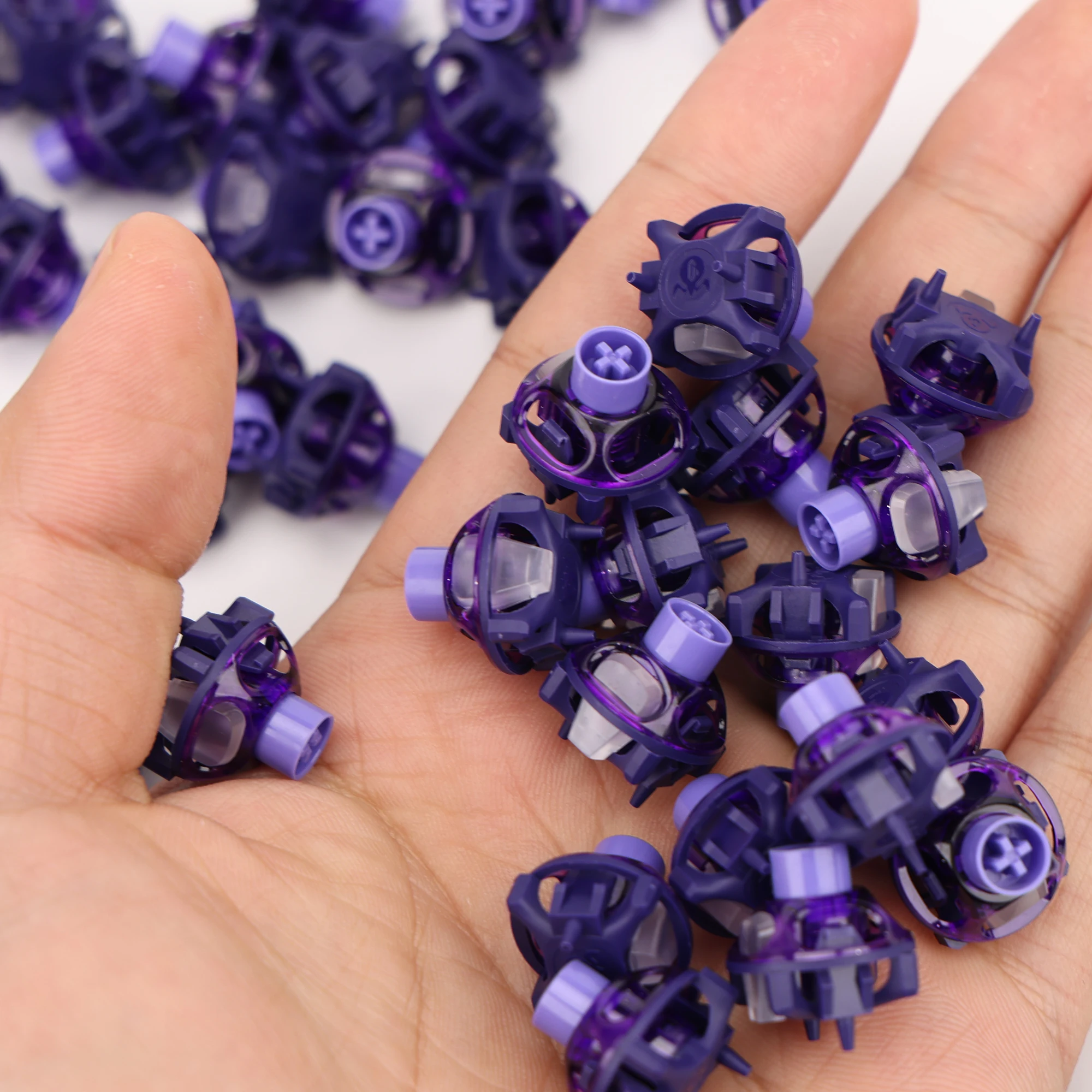 

Universal Gaming Keyboard, UFO Magnetic Switch Purple HIFI Mahjong Sound Mechanical Magnetic Keyboard