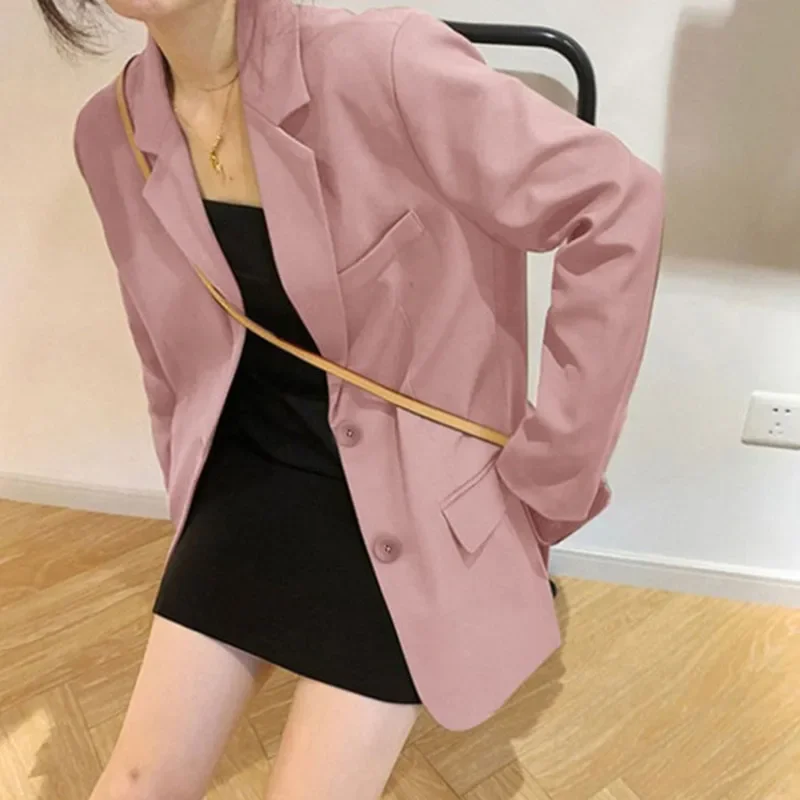 Giacca da donna 2024 autunno versione coreana Blazer rosa sciolto Lady colletto su misura Casual Blazer solidi per le donne