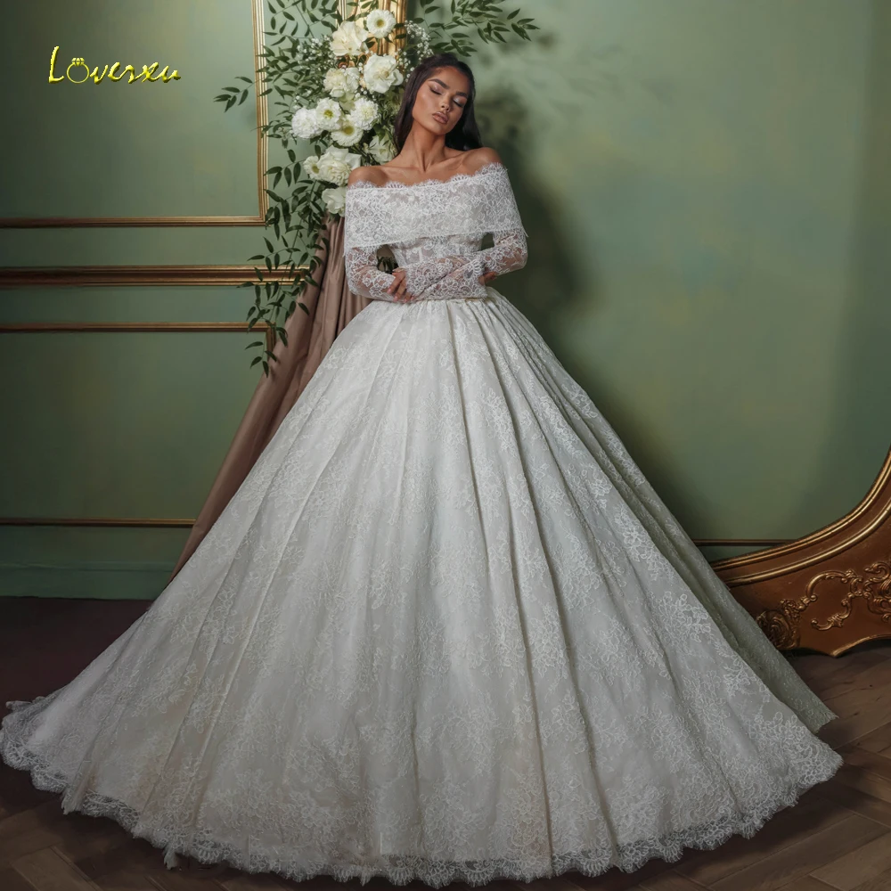 

Loverxu A-Line Vintage Wedding Dresses For Women Boat Neck Court Train Vestido De Novia Lace Embroidery Custom Made Bridal Gowns
