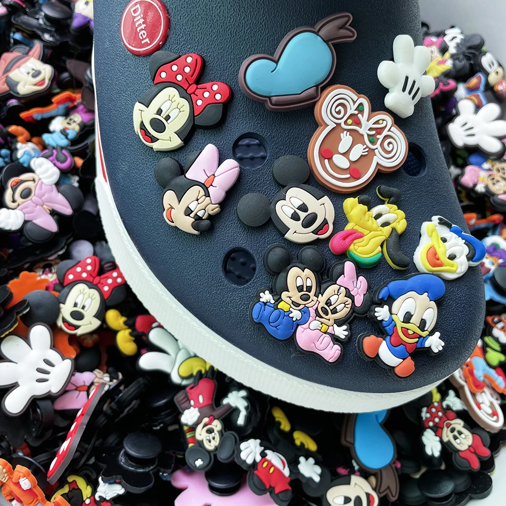 Different Mix 20pcs Disney Mickey Gator Charm Shoe Accessories Buckle Pvc Trim Garden Sandals for Gator Clogs Party Gift