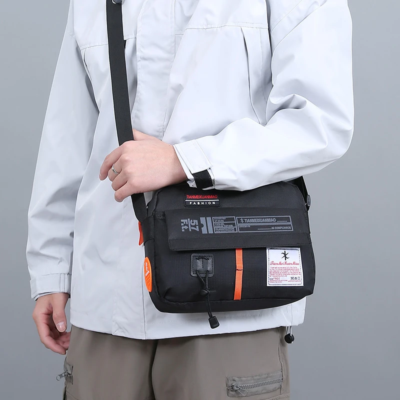 New Horizontal Shoulder Bag Outdoor Leisure Messenger Bag Moda Bolsa Nylon Bag Cor Contraste Bag