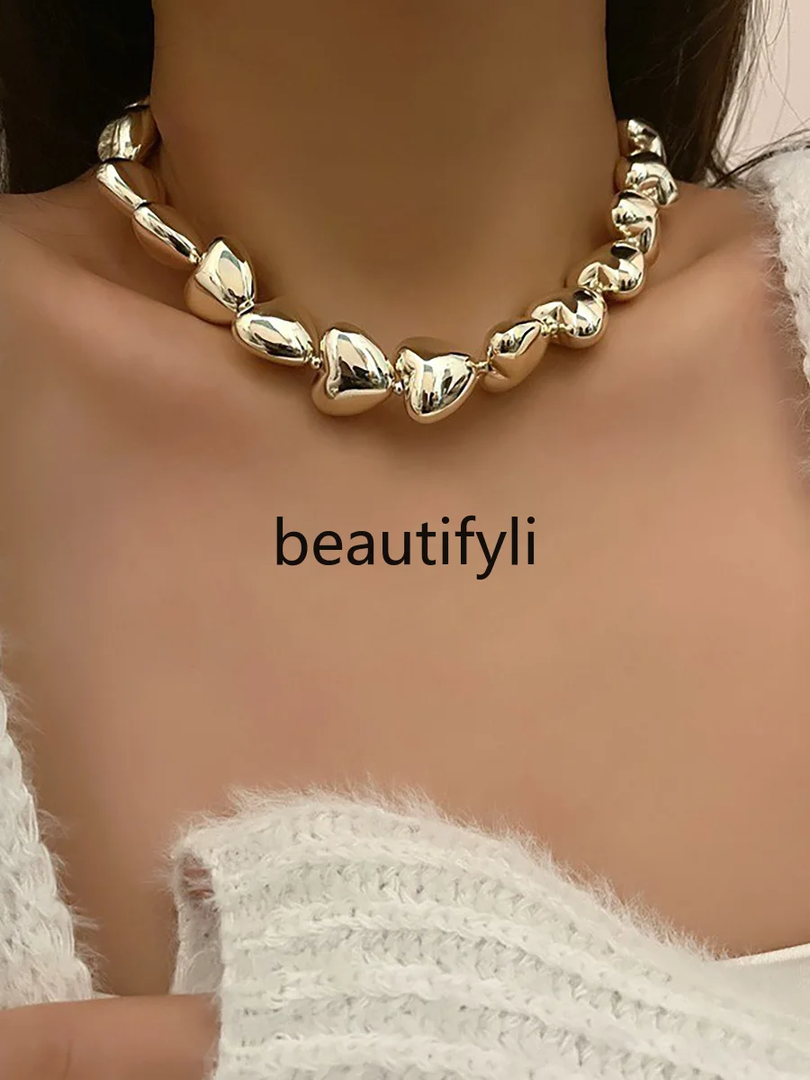 

Exaggerated sweet and cool style three-dimensional love splicing necklace collarbone chain