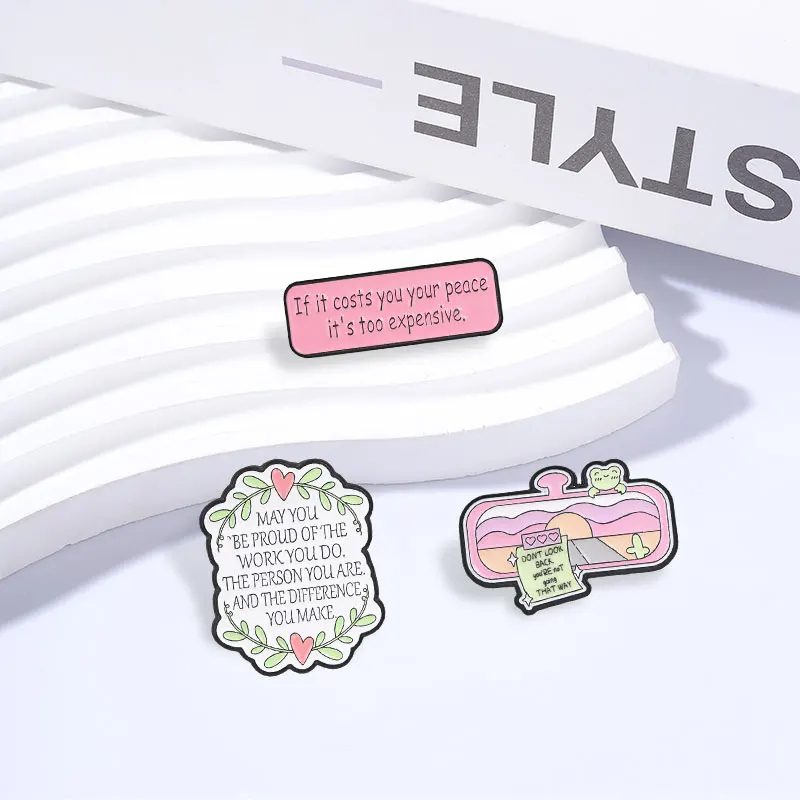 Lustige Emaille-Pins mit positiven Zitaten: Spanische Latino-Slang-Broschen, Emotional Support Coworker Abzeichen, Schmuckgeschenke für Freunde – Detail 5