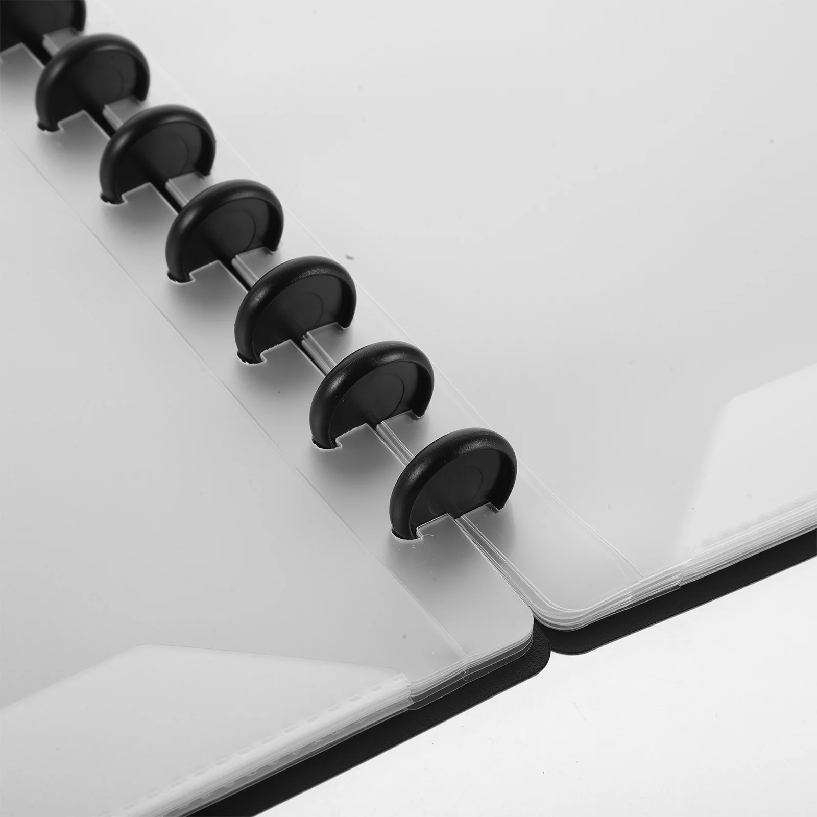 Music Score Binder 20 Page Capacity Clear Insert Sheets Detachable Flip Folder Secure Mushroom Clamp for Marching Band Choral