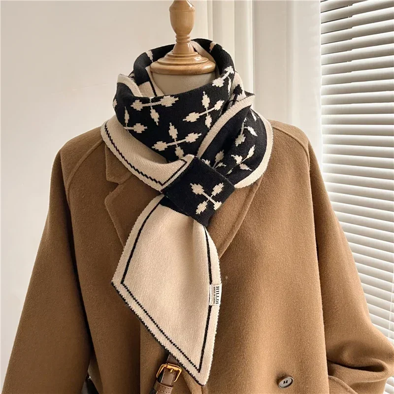 Luxury Brand Winter Cashmere Knitted Scarf for Women Design Print Warm Neckerchief Bandana Lady Long Skinny Scarves Neck Tie New