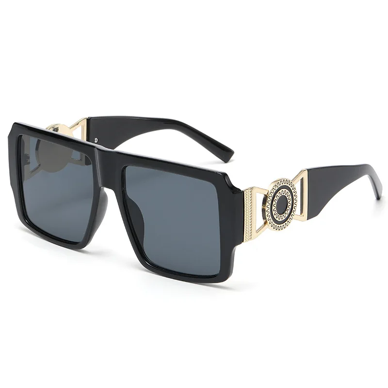 نظارات شمسية مربعة كبيرة للرجال والنساء تصميم العلامة التجارية موضة القيادة UV400 نظارات شمسية سوداء ريترو فاخرة الذكور الإناث نظارات 2025