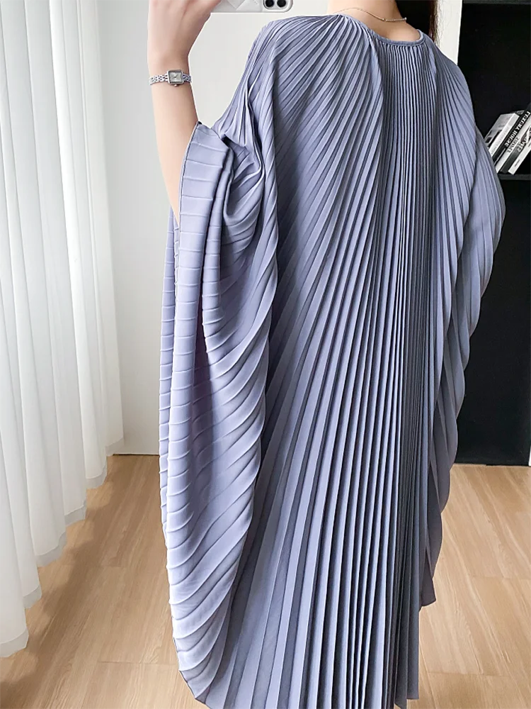 Miyake Pleated Bat Plus Size One Button Dress Women 2023 Spring Summer New High Fashion Pleated Cape Outer