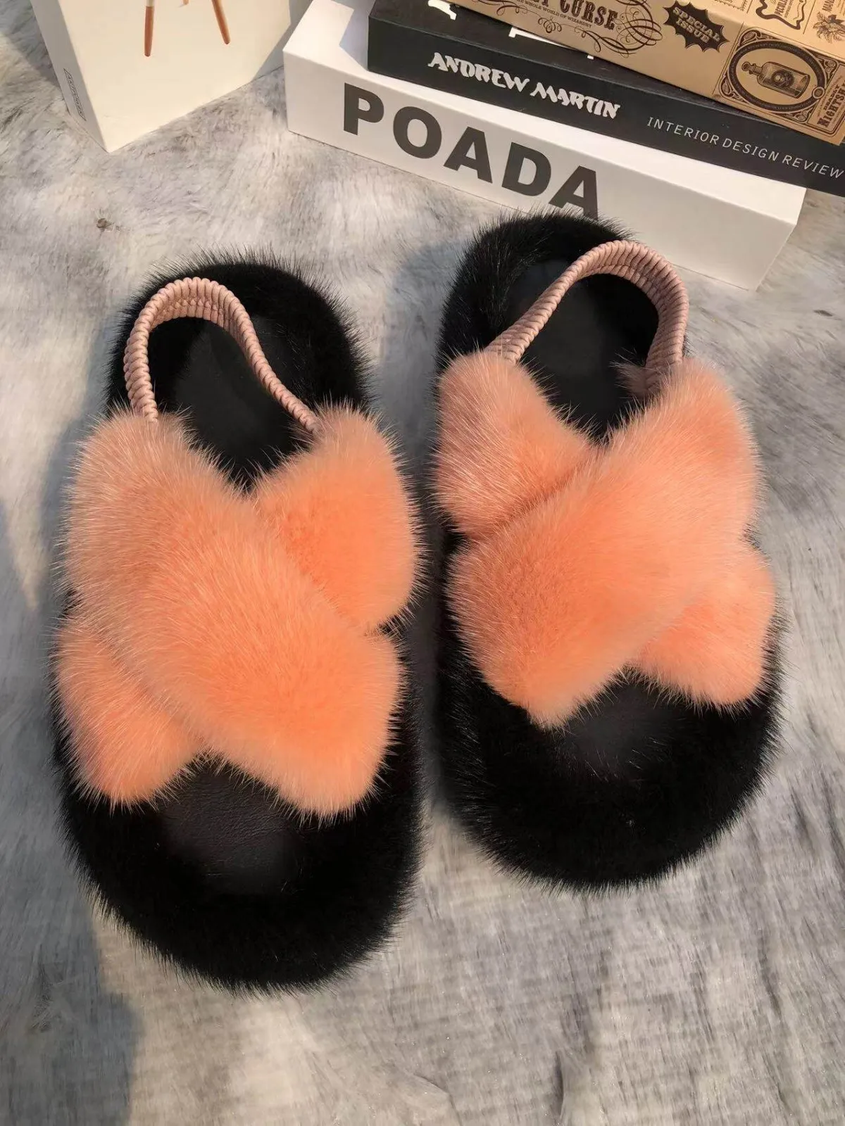 Trendige Plüsch-Hausschuhe für Damen, Echtfell-Nerz-Flauschige Pantoffeln, Warme Winter-Fellsandalen für Damen, Weiche Indoor-Damenschuhe – Detail 3