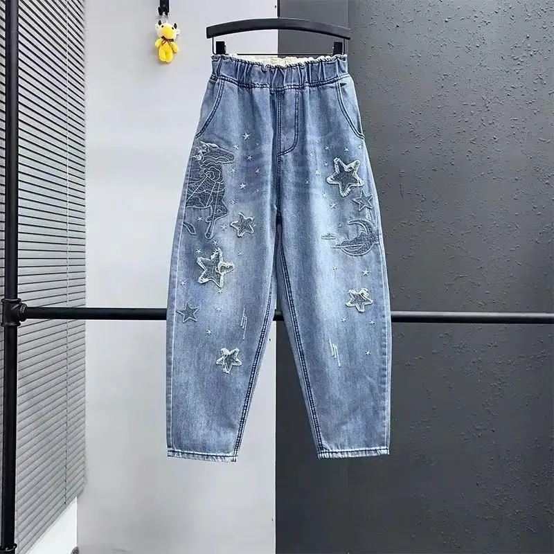 Korean Vintage Stars Patch Designs Female Jeans 2023 Summer Women's Clothing Fashion Thin Embroidery Spliced Casual Capri Pants