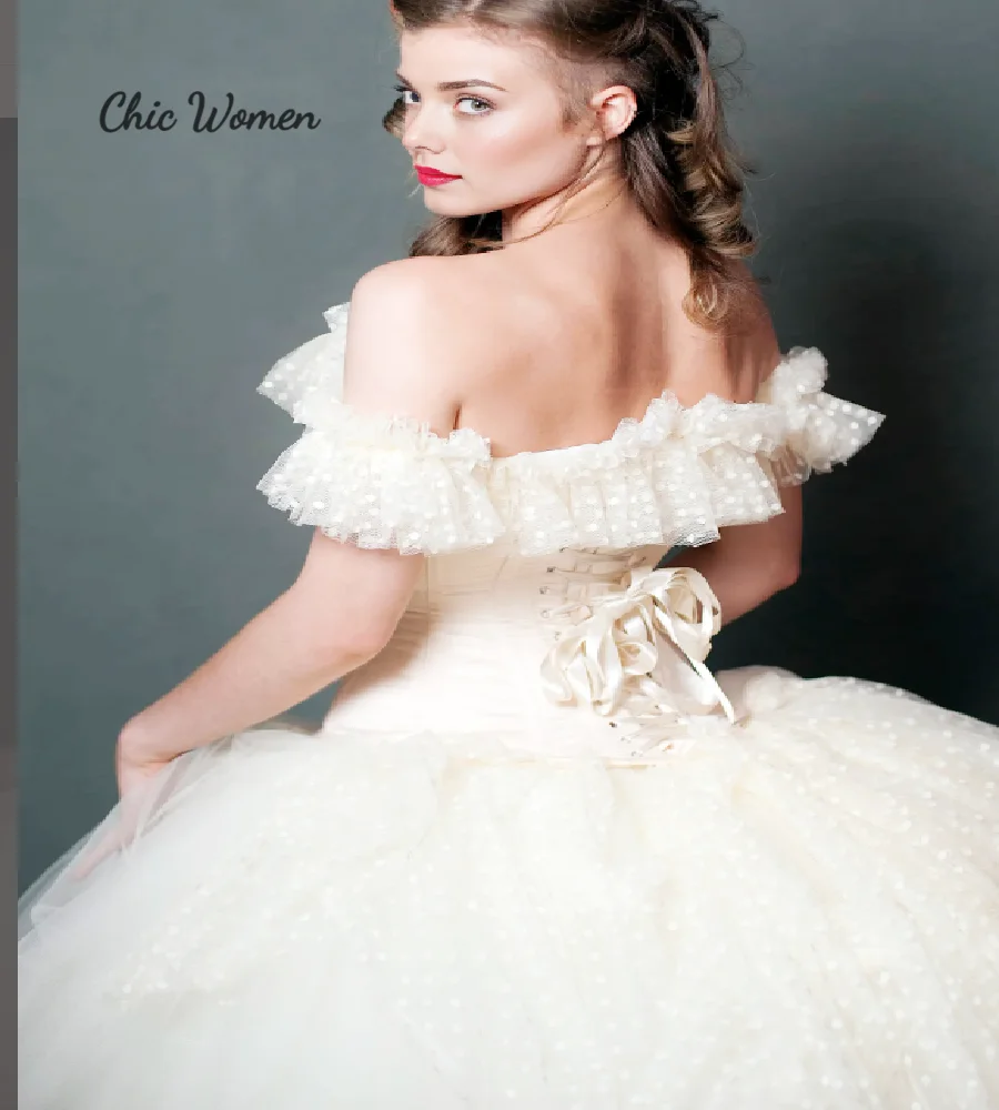 Retro 70s Renaissance Victorian Wedding Dress 2026 Embroidery Floral Ball Gown Eclectic Celtic Bridal Dress Corset Outdoor Bride