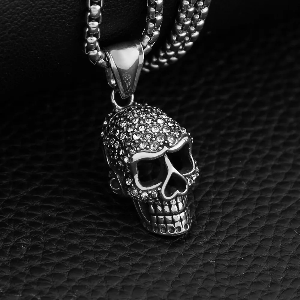 Fashion Creative Skull With Black Stone Pendant Stainless Steel Gothic Skeleton Necklace Punk Rock Party Men\'s Jewelry Wholesale