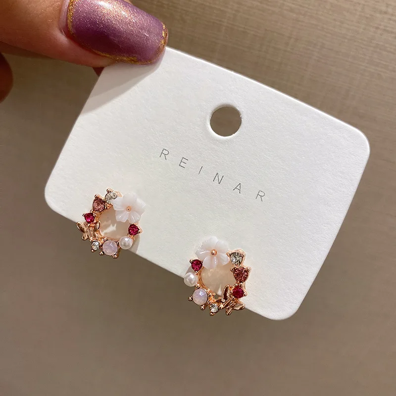 Fashion White Small Flower Stud Earrings for Women Pink Rhinestones Round Circle Earrings Hollow Geometry Cute Jewelry
