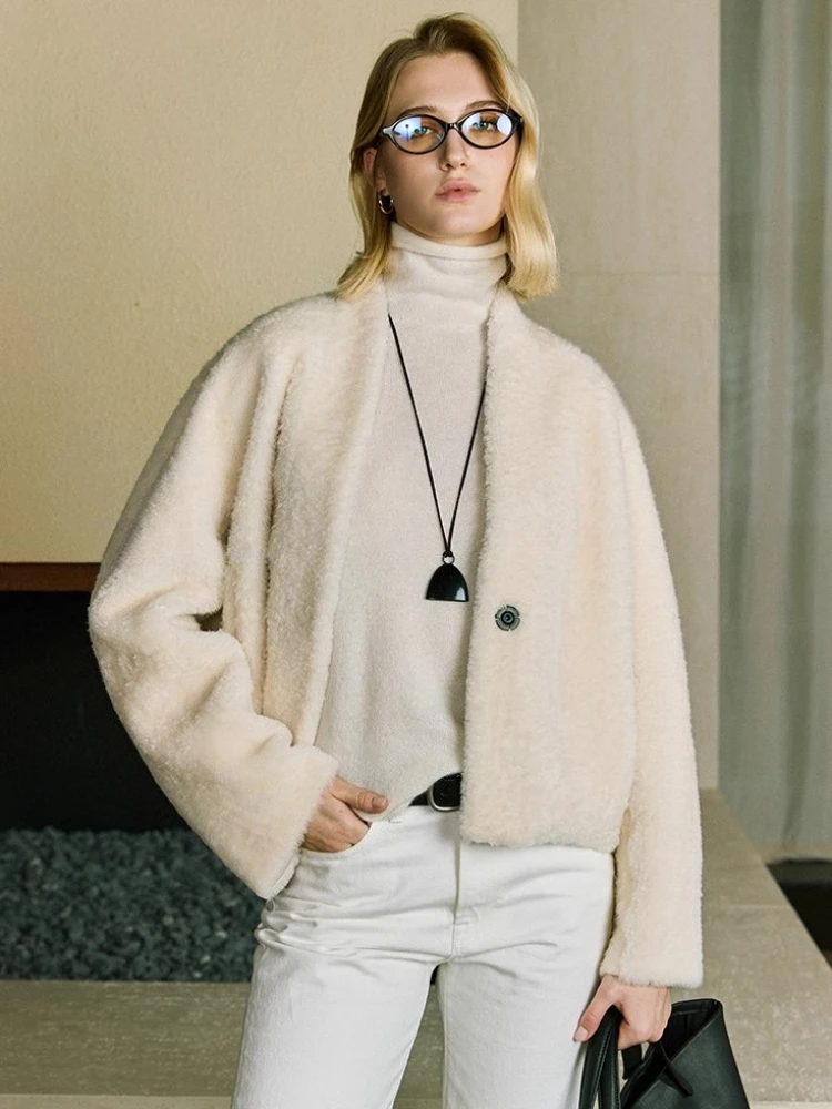

High-end Luxury Natural Lamb Fur Shearling Jackets for Women 2026 New Simple V-neck Short Winter Genuine Leather Real Fur Coat