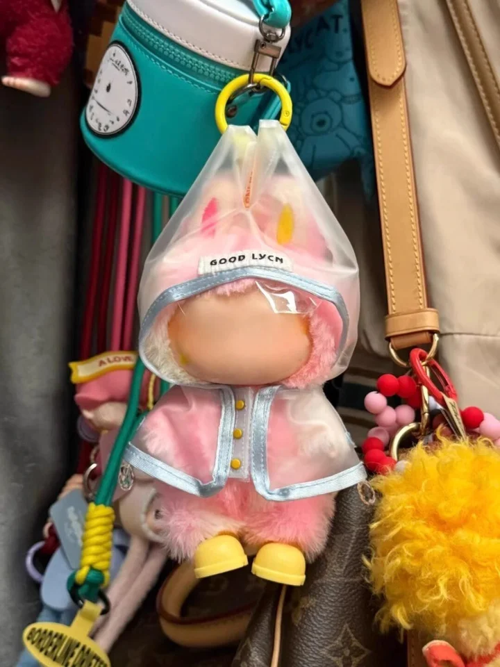 17 cm doll clothes, transparent raincoats, rain boots, vinyl blind boxes, pendants, first, second and third generations
