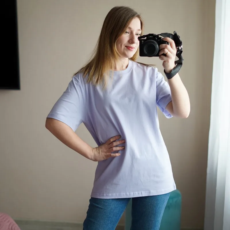 Camiseta de algodón peinado para hombre y mujer, camisa de manga corta de 240g, color sólido, hombros caídos, cuello redondo, combina con todo
