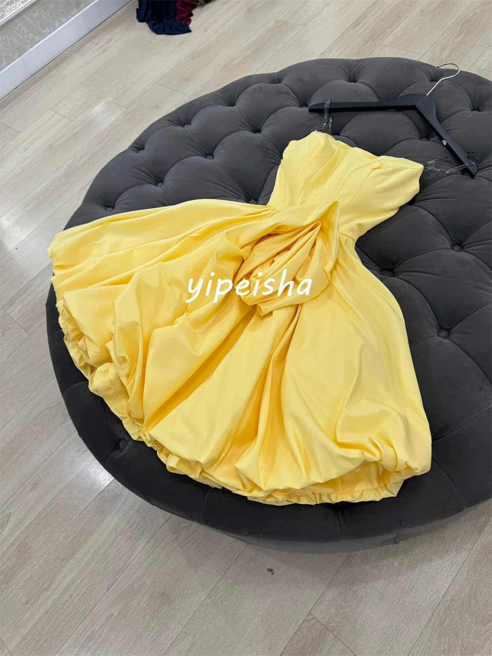 Customized Yellow Simple Sizes Available Pleat Handmade Flower Ruched A-line Strapless Short Dresses Evening Dresses Elegant