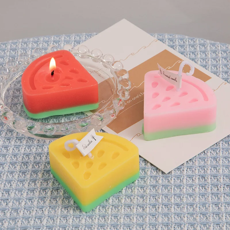 1pc Watermelon Shape Fruit Scented Candle Birthday Gift Creative Home Decoration Aromaherapy Candle Wedding Party Bar Decor