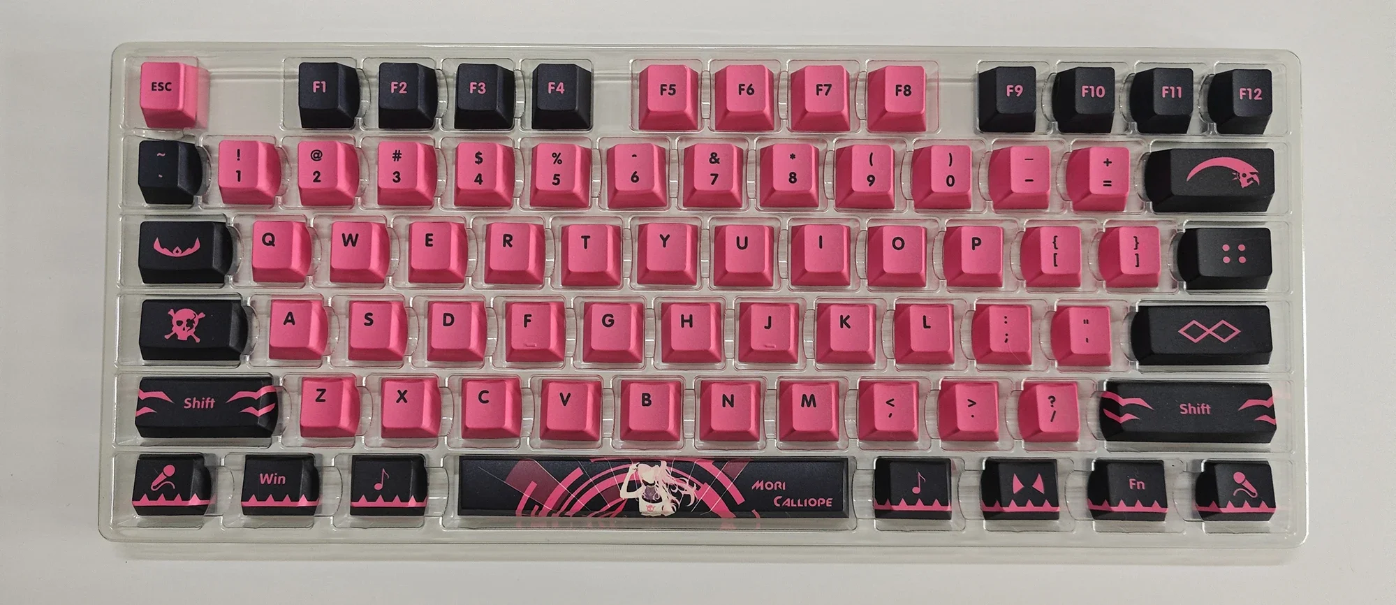 

MoriCalliope Key Cap Theme 2D Аниме PBT Chreey Сублимационная механическая клавиатура Периферийные колпачки Doujin Высококачественные индивидуальные колпачки для клавиш