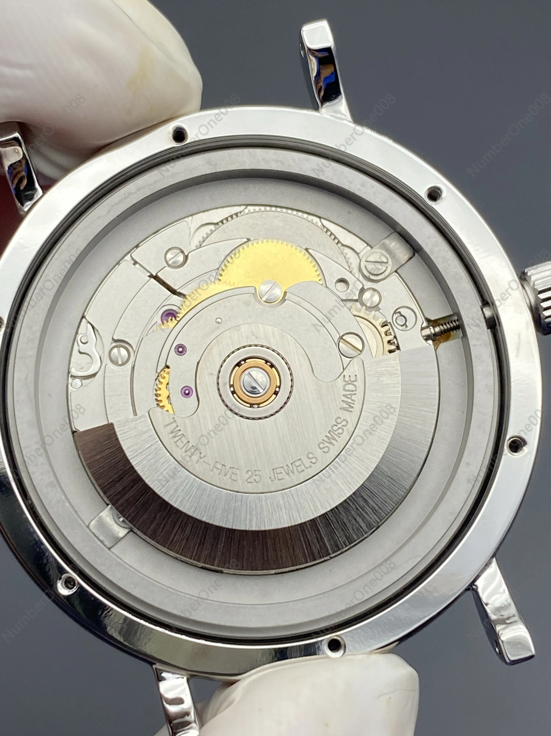 

Watch Movement Swiss ETA2824 v8 Certified Movement Brand New Original Imported Movement 2824-2 Assembled Finished Product
