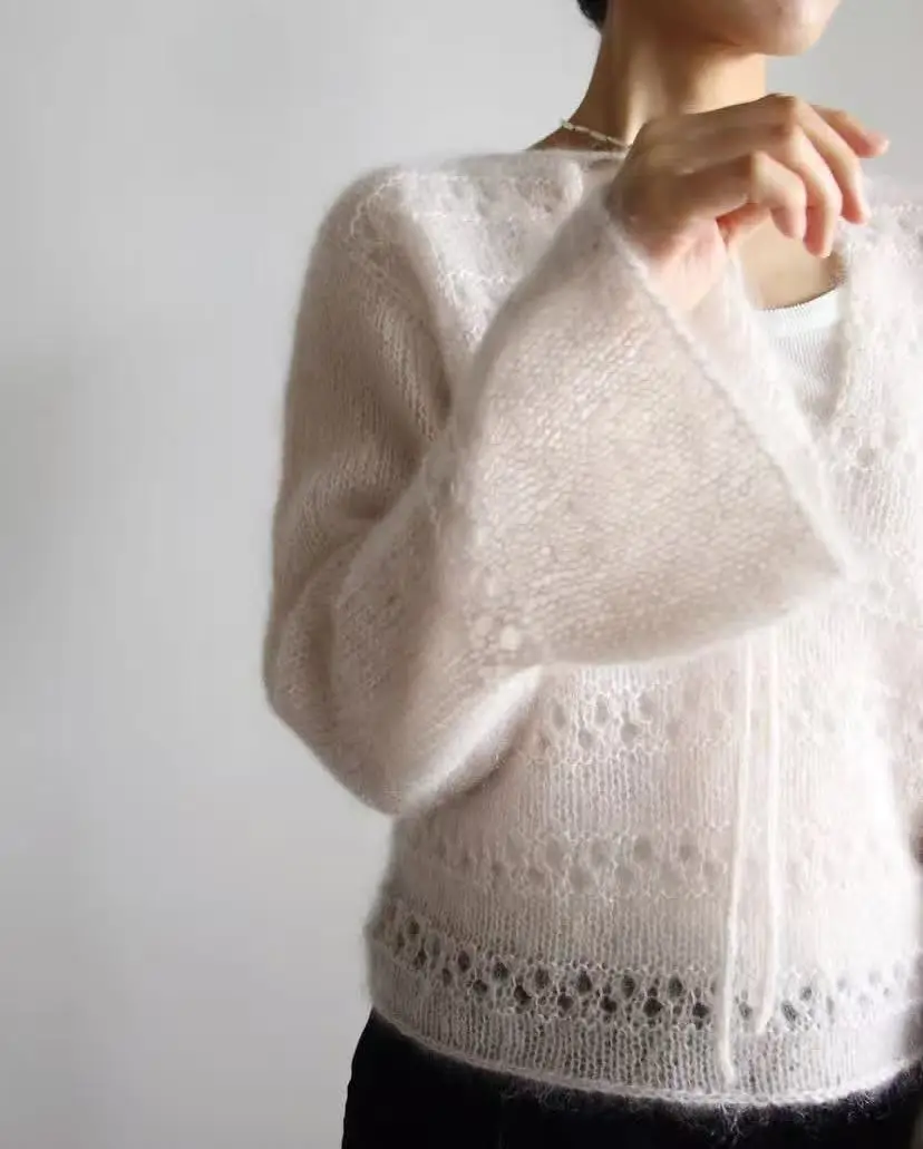 Heavy industry hollowed out knitted sweater for women, loose and lazy style, 2026 pullover loose beige knitted vacation series