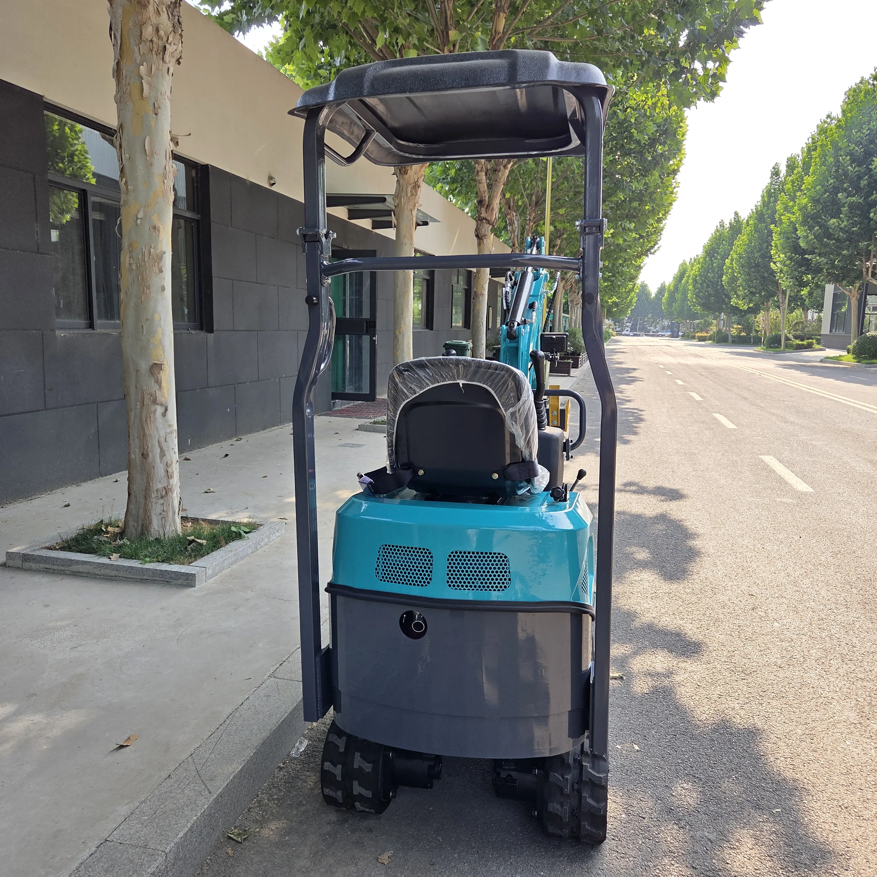 Прочный мини-экскаватор ZONAWELL ZNW 12, 55 °   Боковые качели, работает с несколькими насадками для многопромышленных применения