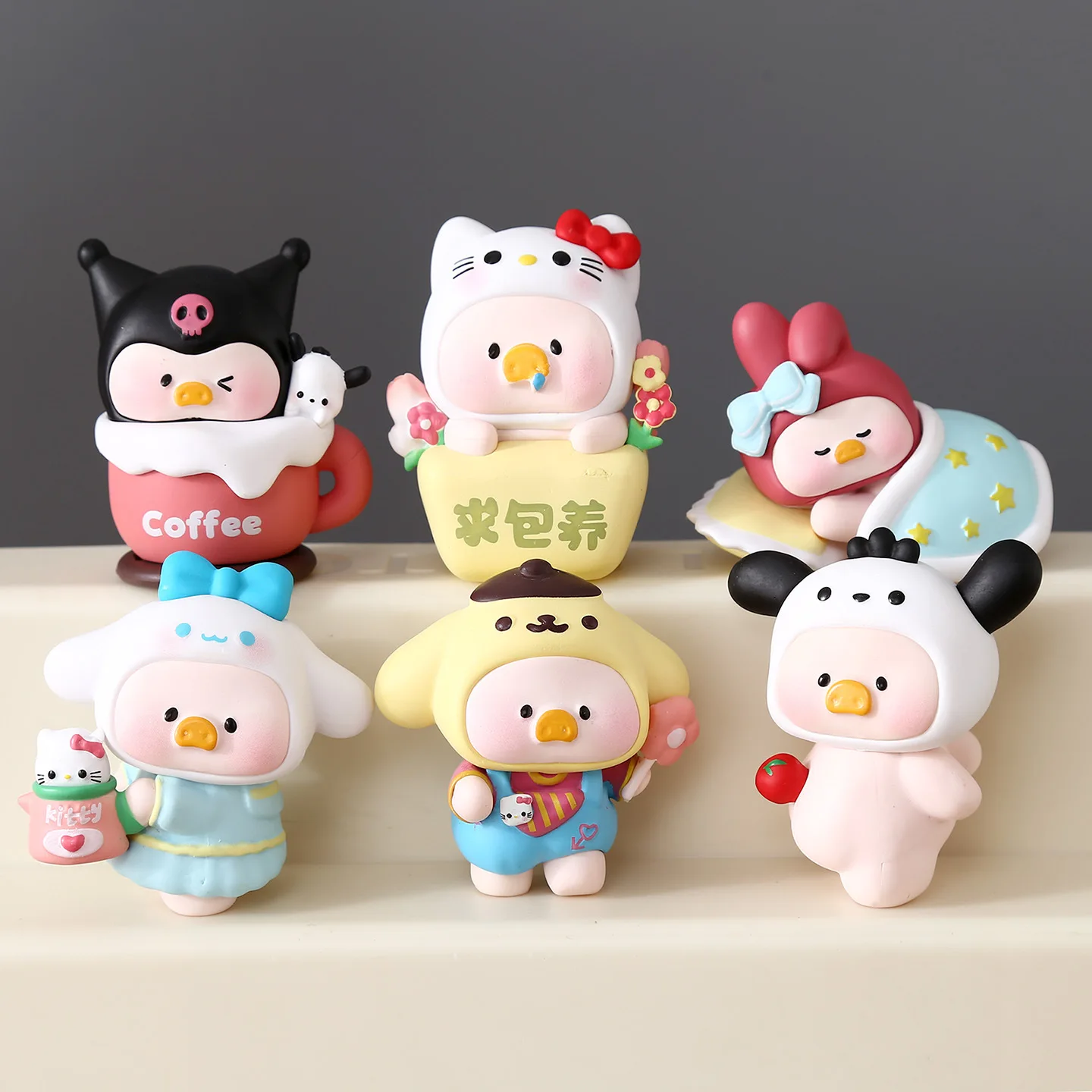 

Новая модная игровая анимация, милая свинья, серия CosKT, фигурка, глухая коробка, милая девушка, сердце, украшение для рабочего стола, подарок