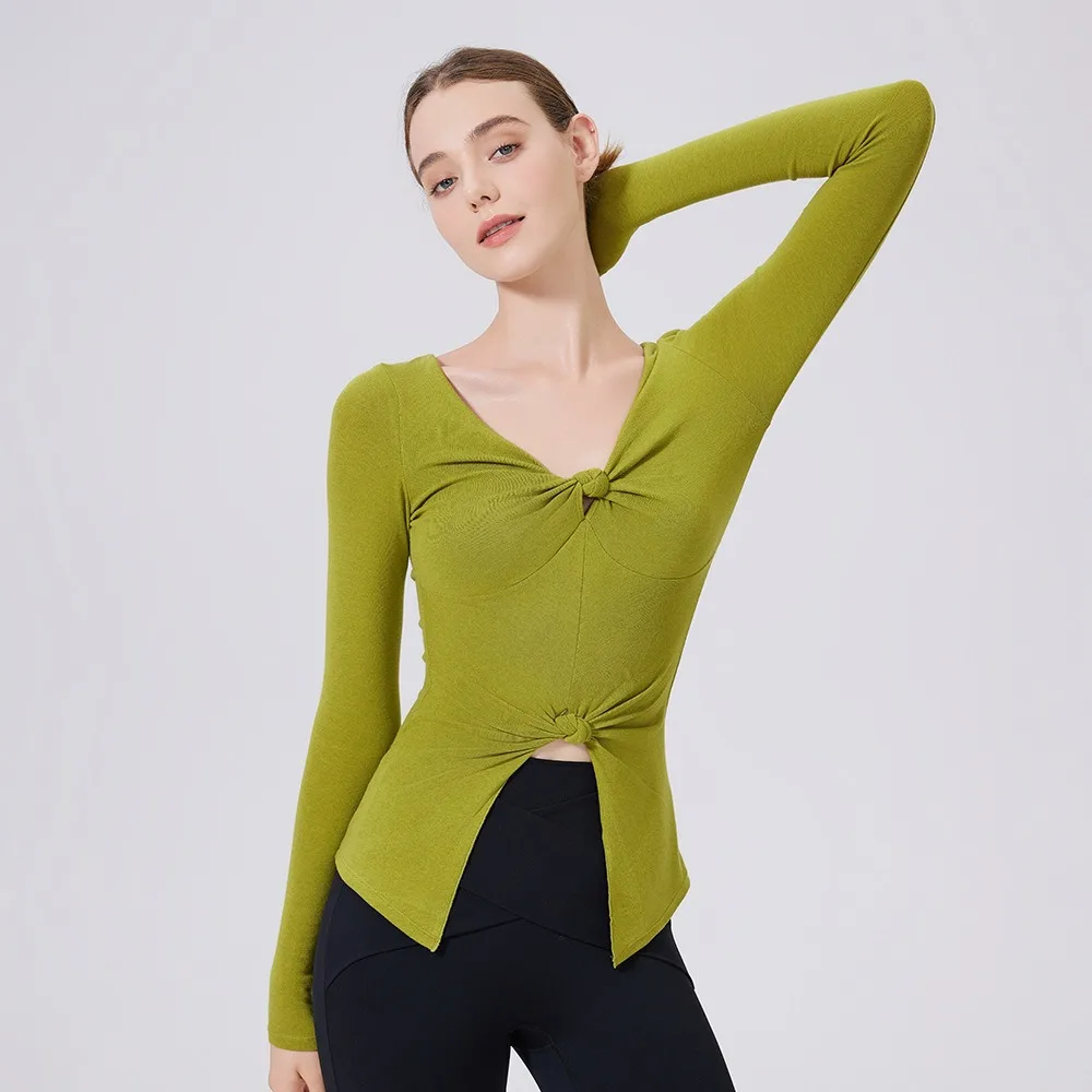 

Velvet-Tech Thermal Top - Women‘s Slimming Long Sleeve Workout Shirt for Cold Weather Training & Casual Wear