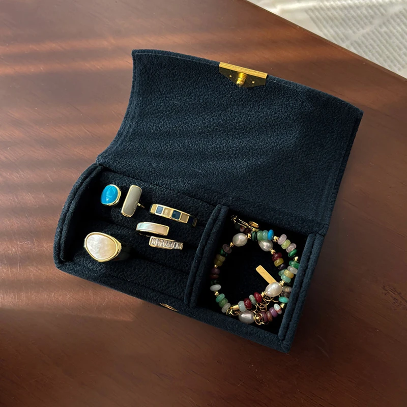 

[W]Exquisite Portable Mini Jewelry Storage Box For Women's Business Trips Anti-oxidation Light Luxury Velvet Ring Jewelry Box