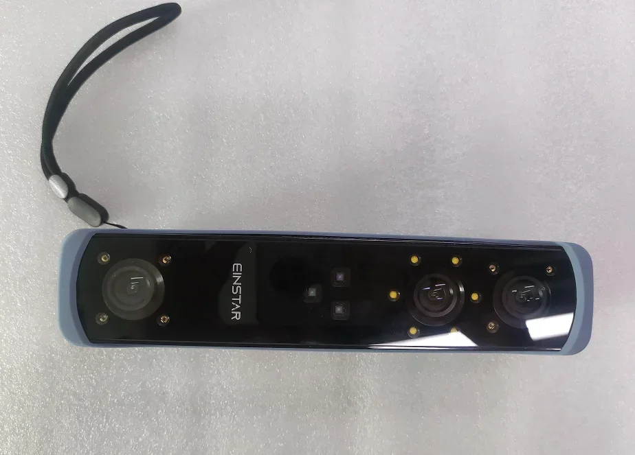 High Data Quality Handheld 3D Scanner Equipped With 3 Infrared VCSEL Projectors SHINING Einstar 3D Scanner