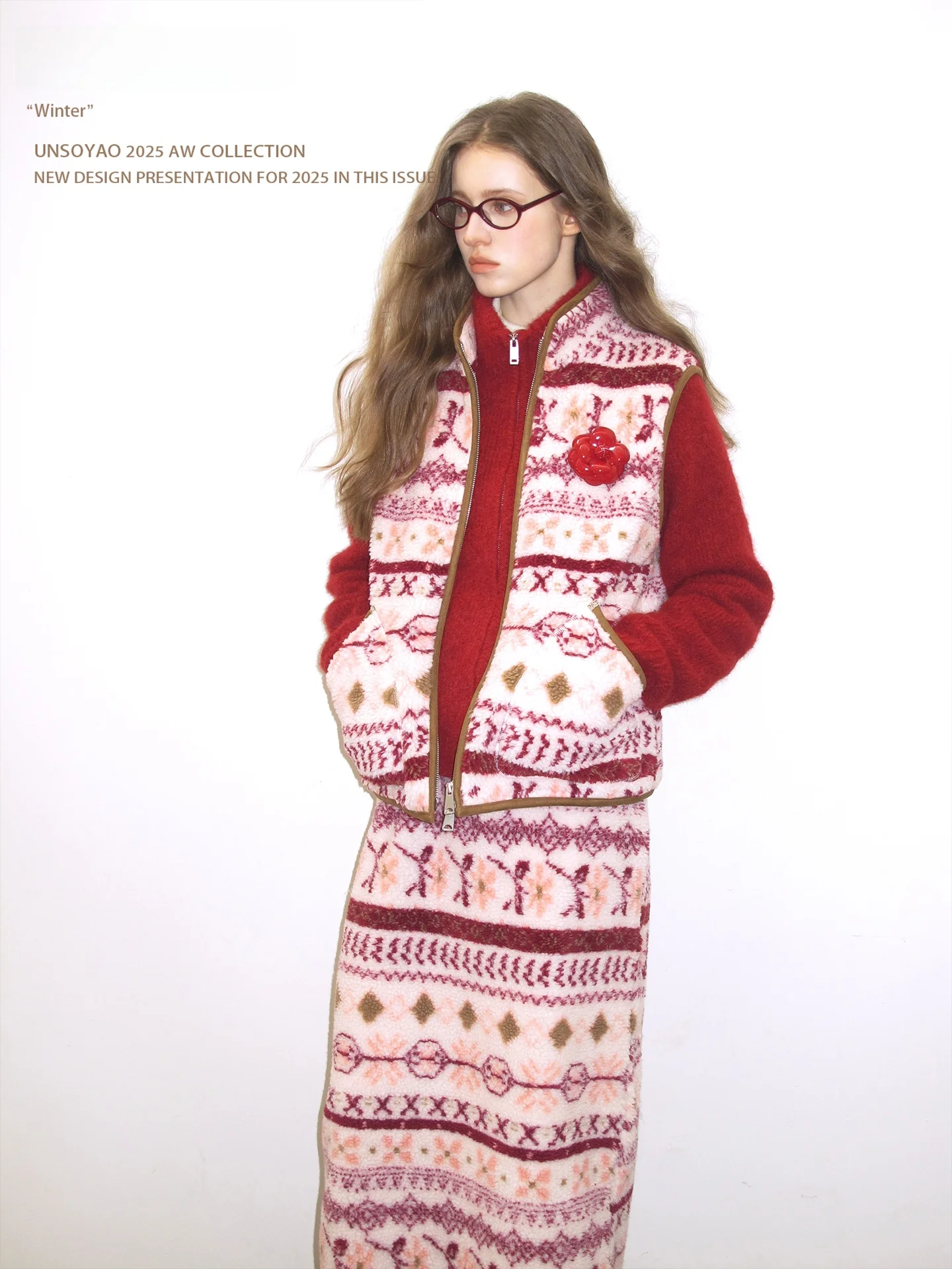 

Новогодний комплект Thiened Particle Fce Cisas "Berry Peach Escape" в винтажном стиле из искусственного меха ягненка, модный женский зимний комплект для взрослых.