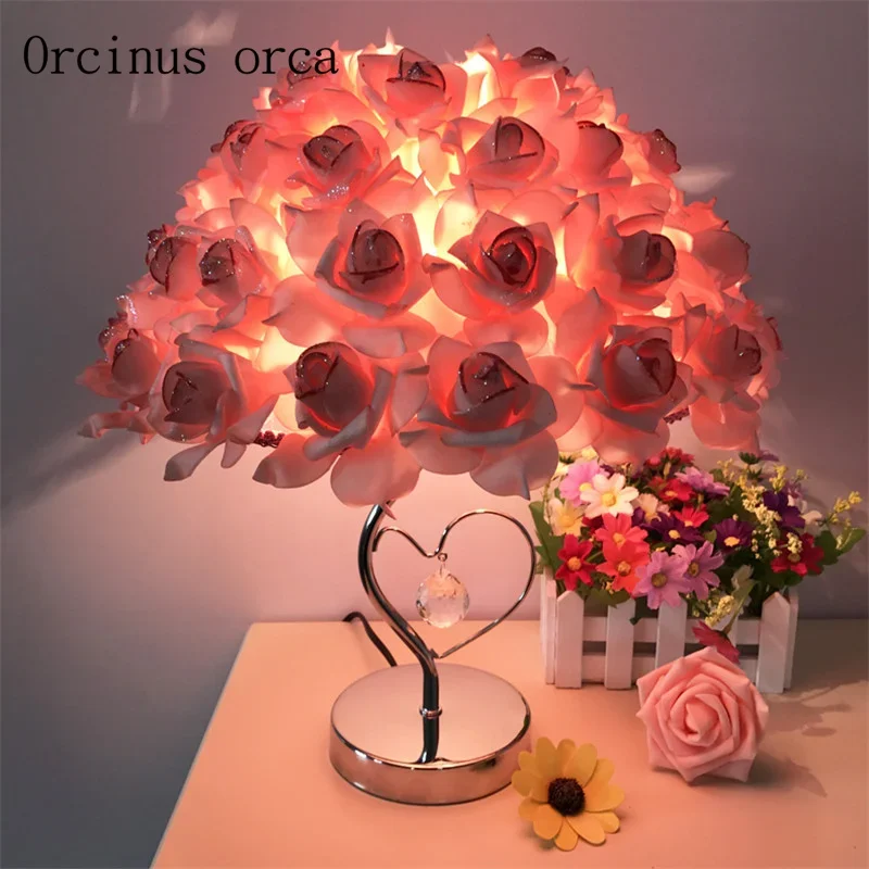 

Crystal lamp creative wedding room decoration bedroom bedside lamp lamp European warm rose wedding gift