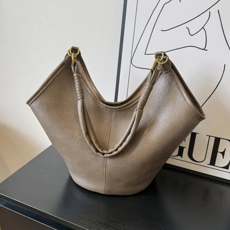 

Модный дизайн, однотонная пригородная сумка с буквенным логотипом для женщин, элегантная сумка-мессенджер